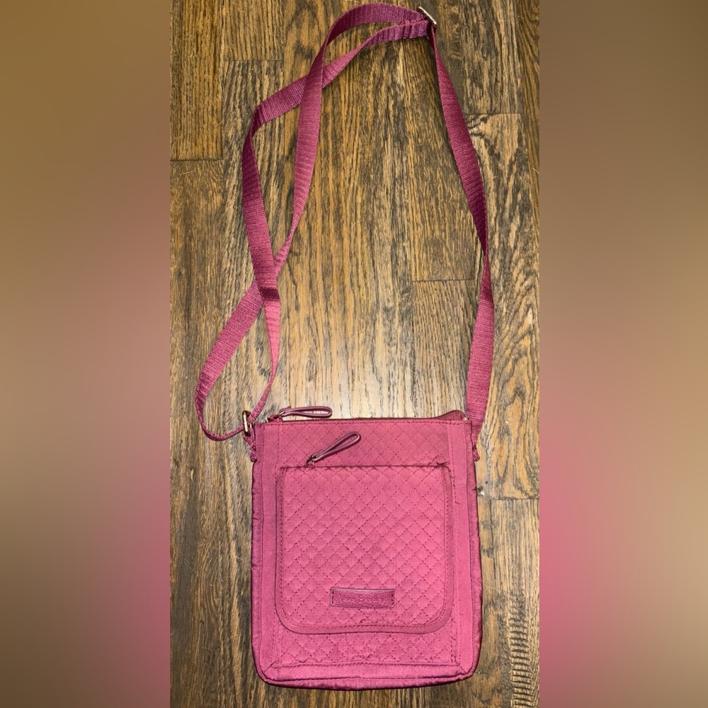VERA BRADLEY Iconic RFID Mini Hipster in Hawthorn Rose